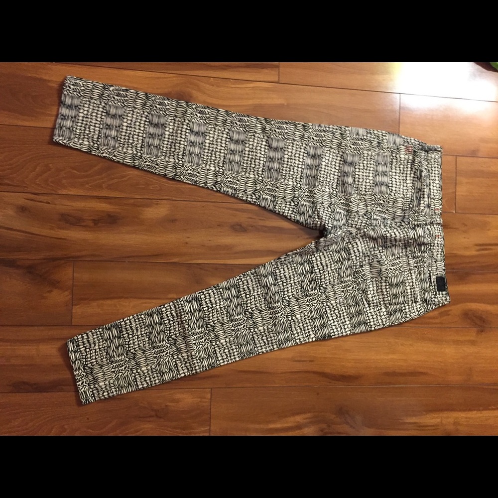 Jeans - Picture 5 of 5
